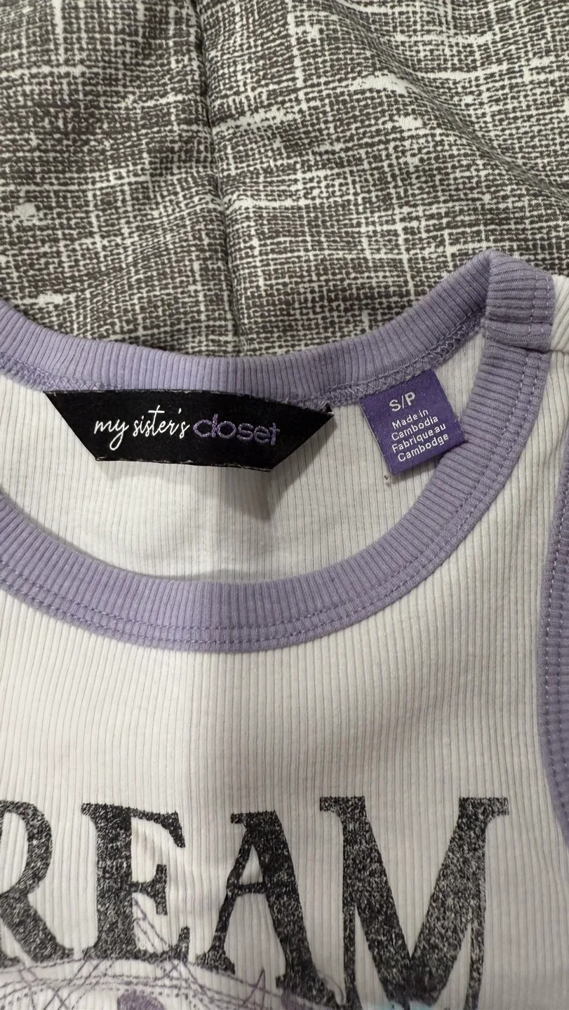 H&M Baby Bodysuits (3-4Y) and two toddler tank tops image indicator(8)
