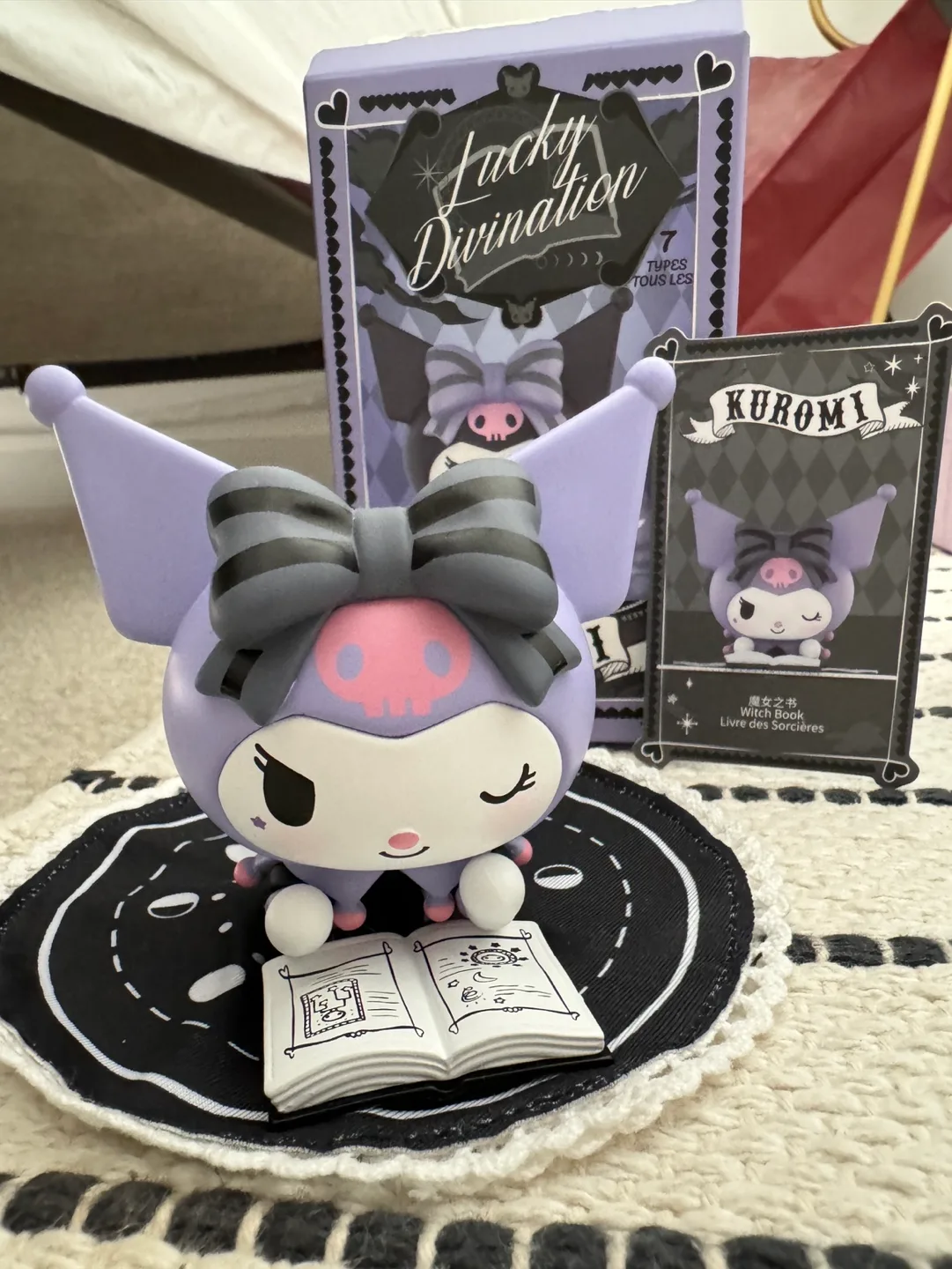 Sanrio Kuromi Lucky Divination Figurines - blind box image indicator(3)