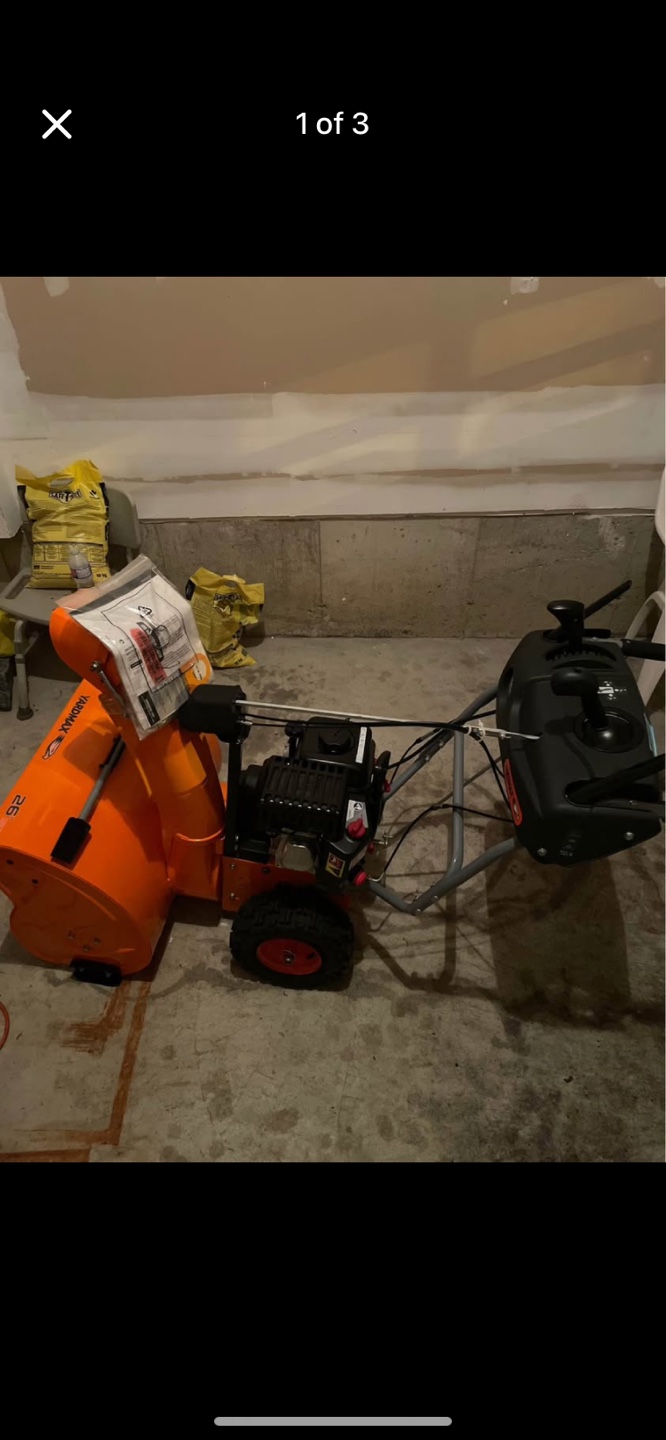 Yardmax Snowblower