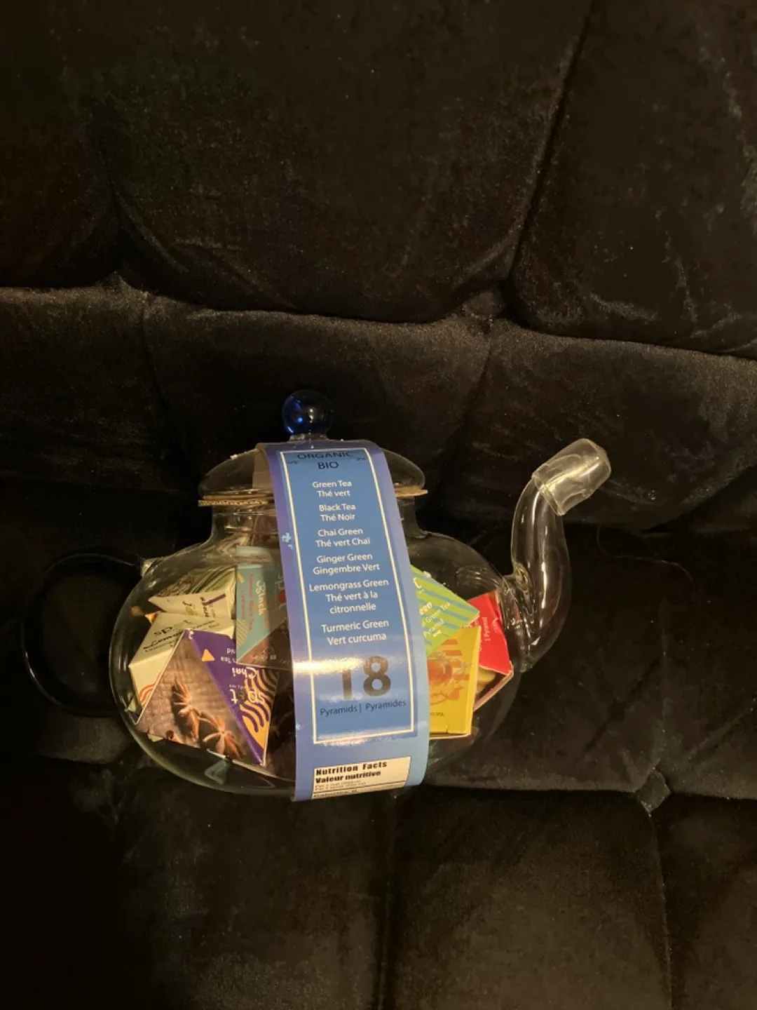 Glass Teapot with 18 Assorted Tea Pyramids image indicator(2)