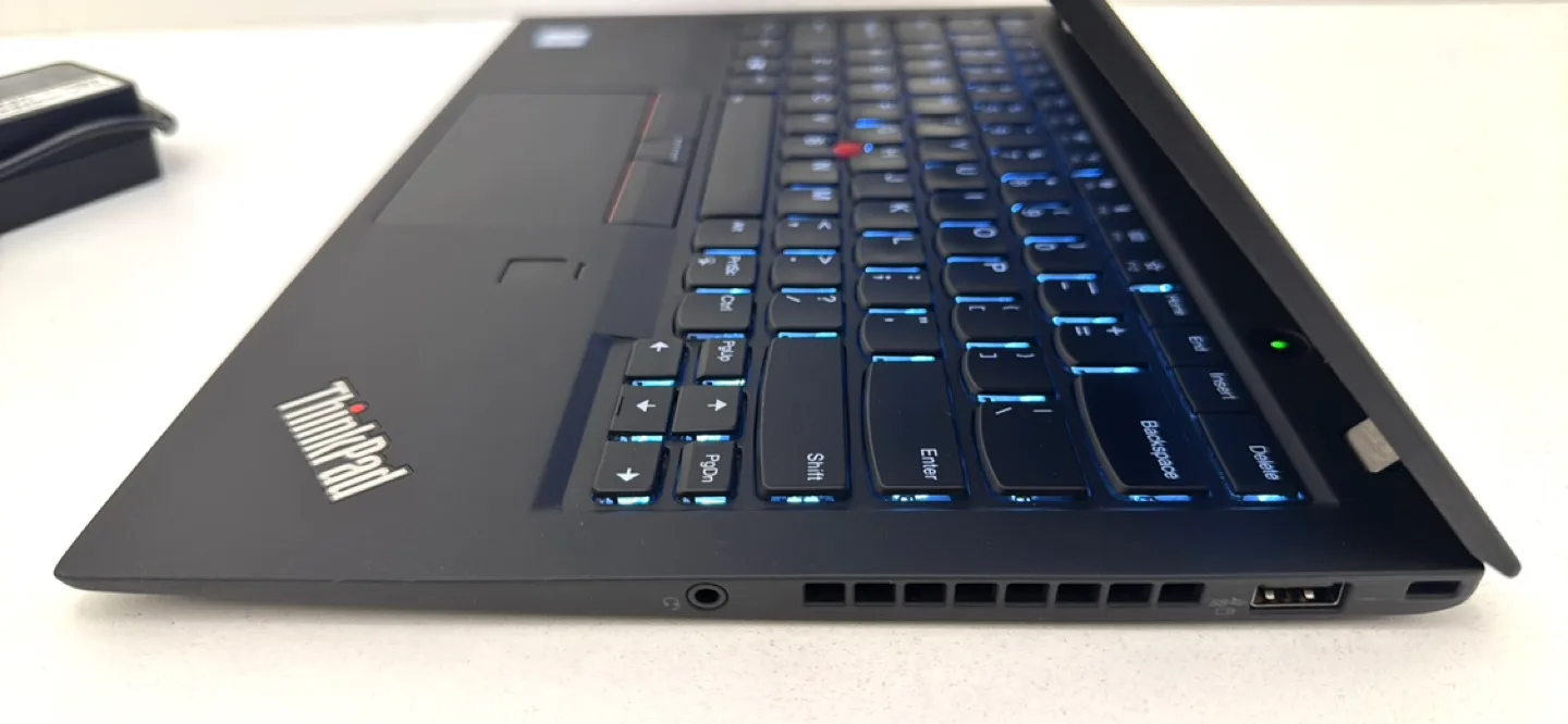 Lenovo X1 Carbon I5/8GB/256GB LTE 4G/Win 11 Laptop image indicator(6)