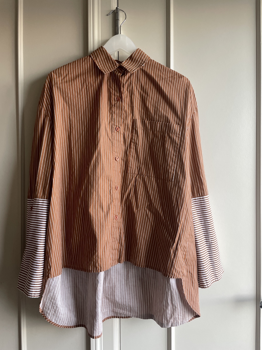8 Seconds Cream Knit Sweater and Brown Striped Shirt Set - photo 2