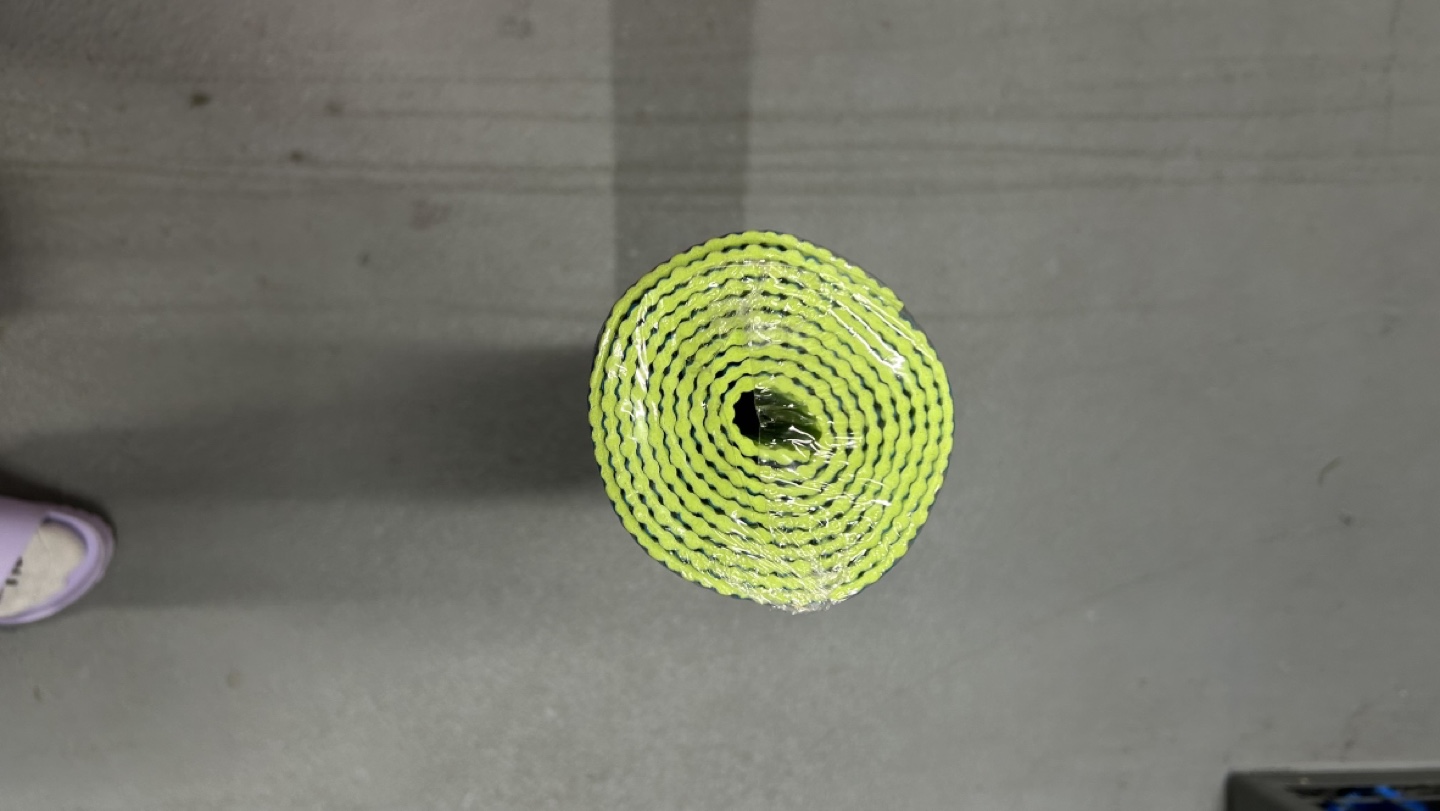 Gaiam yoga mat BRAND NEW - photo 2