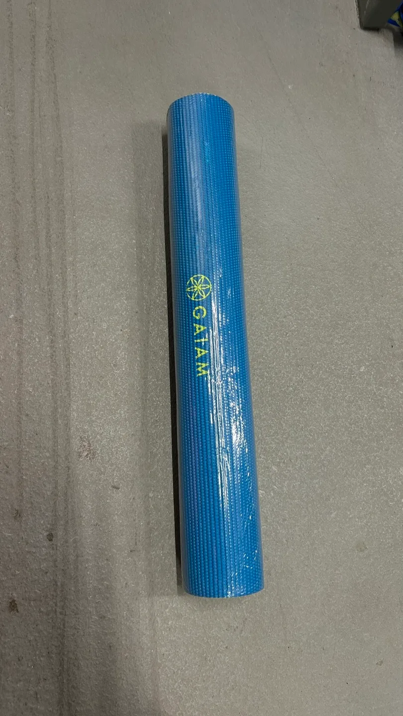 Gaiam yoga mat BRAND NEW thumbnail