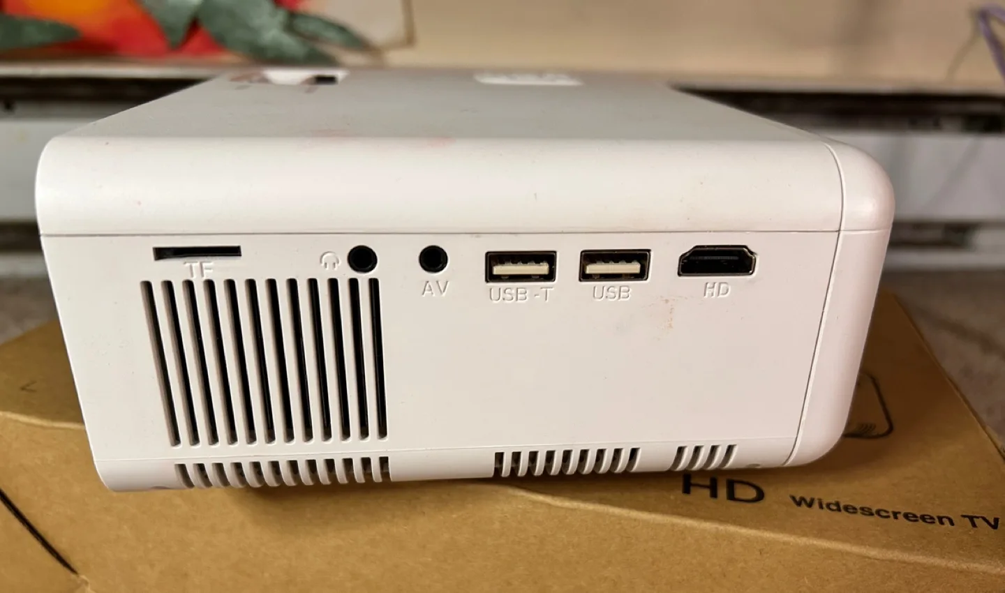 S300 1080p LED Projector - Home Theater Projector image indicator(4)