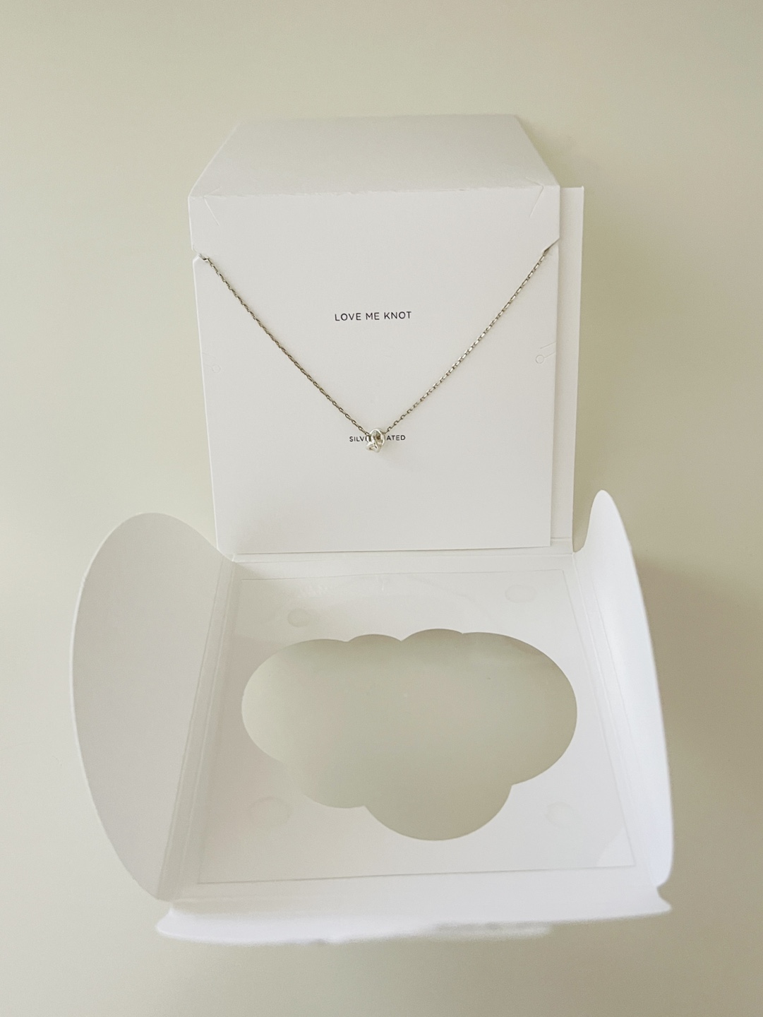 Estella Bartlett Love Me Knot Necklace and Earrings Set - photo 3