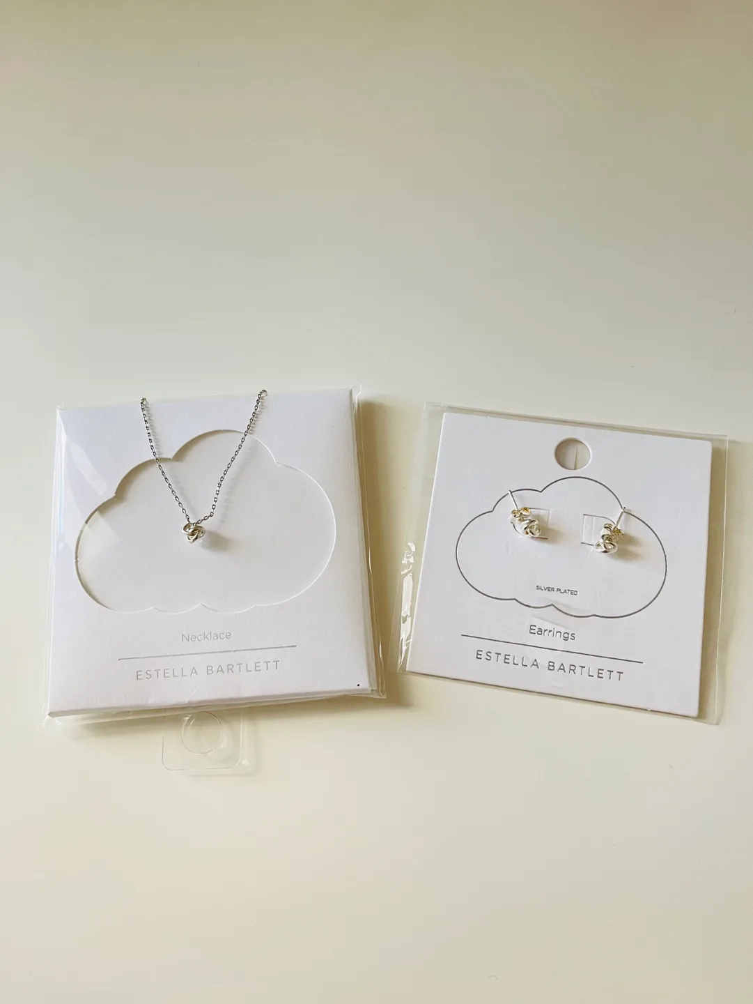 Estella Bartlett Love Me Knot Necklace and Earrings Set image indicator(8)