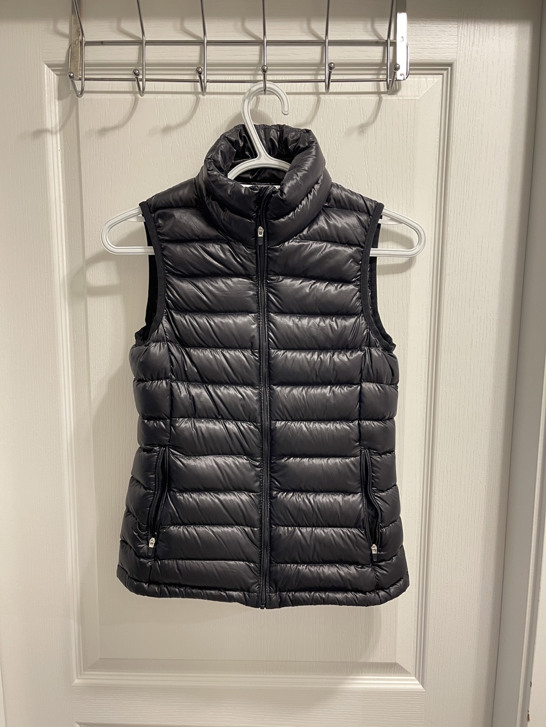 Aritzia Parklife Black Down Vest - Size XS