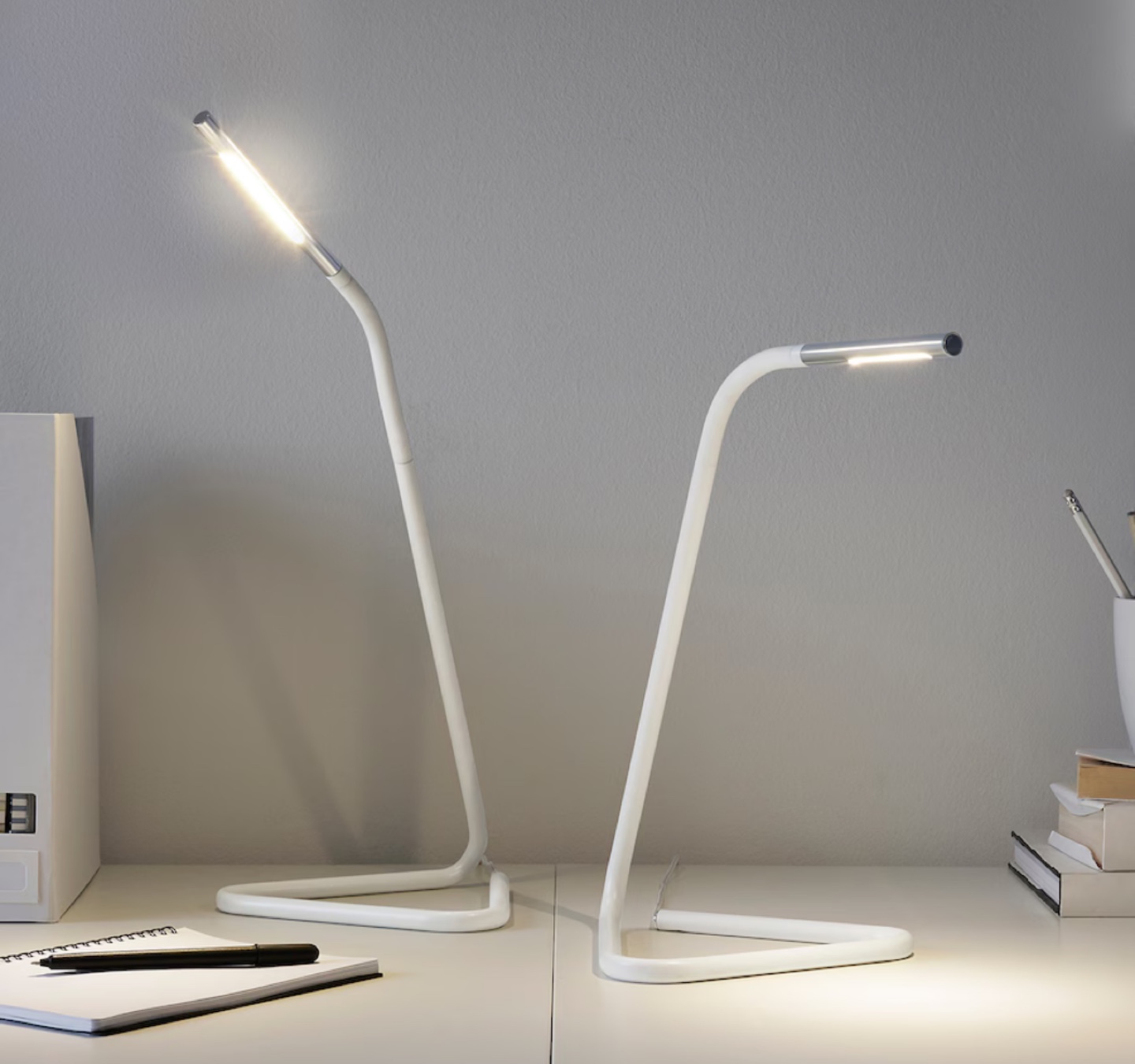 IKEA LED Desk Lamp - White - photo 3