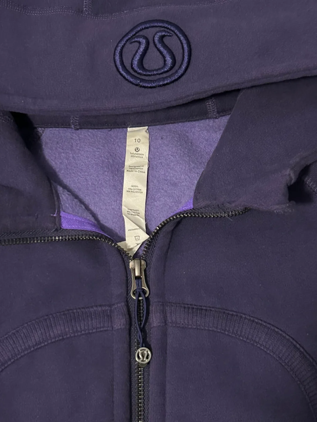 Lululemon Scuba Hoodie Size 10 image indicator(2)