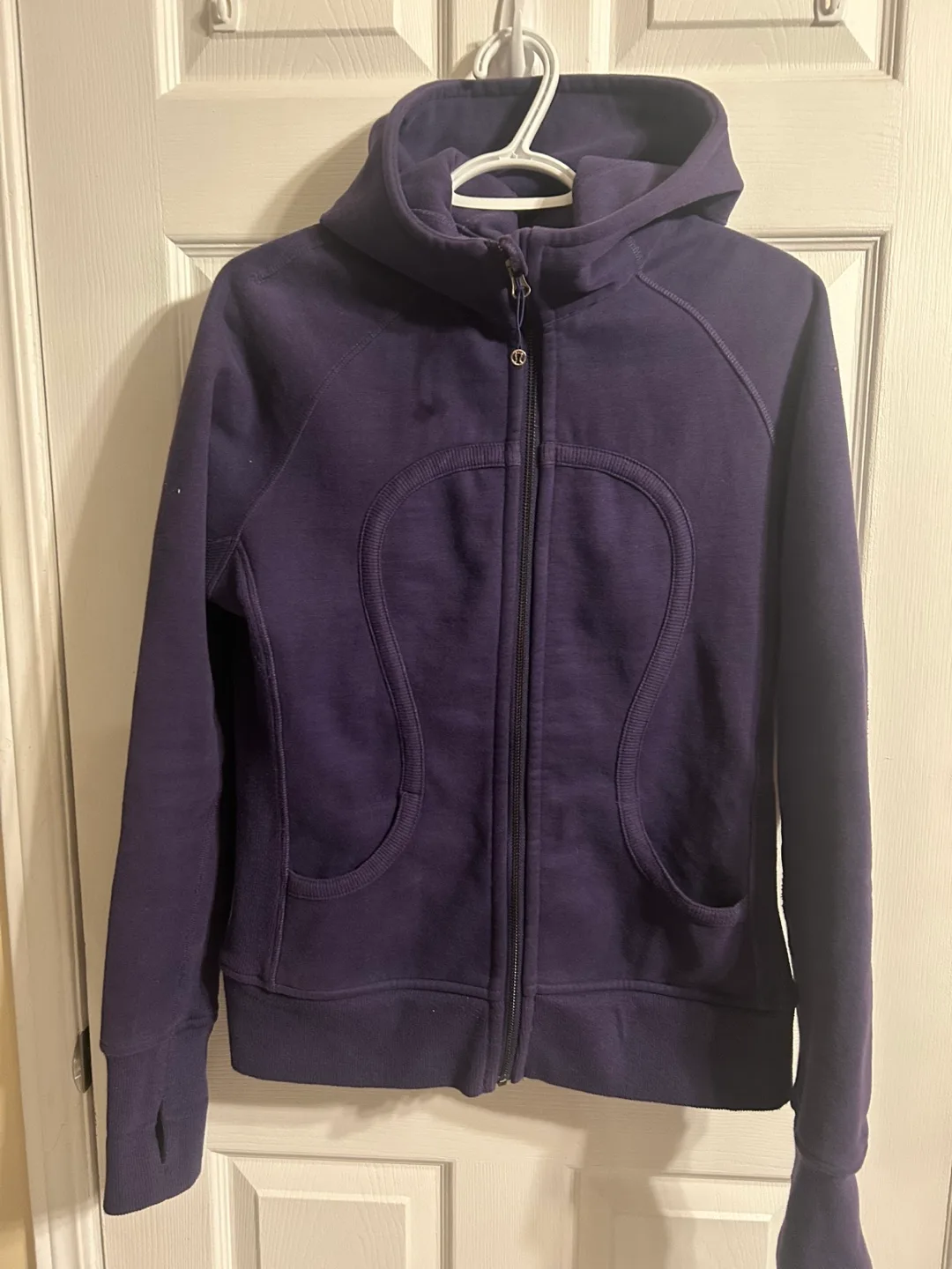 Lululemon Scuba Hoodie Size 10 image indicator(8)