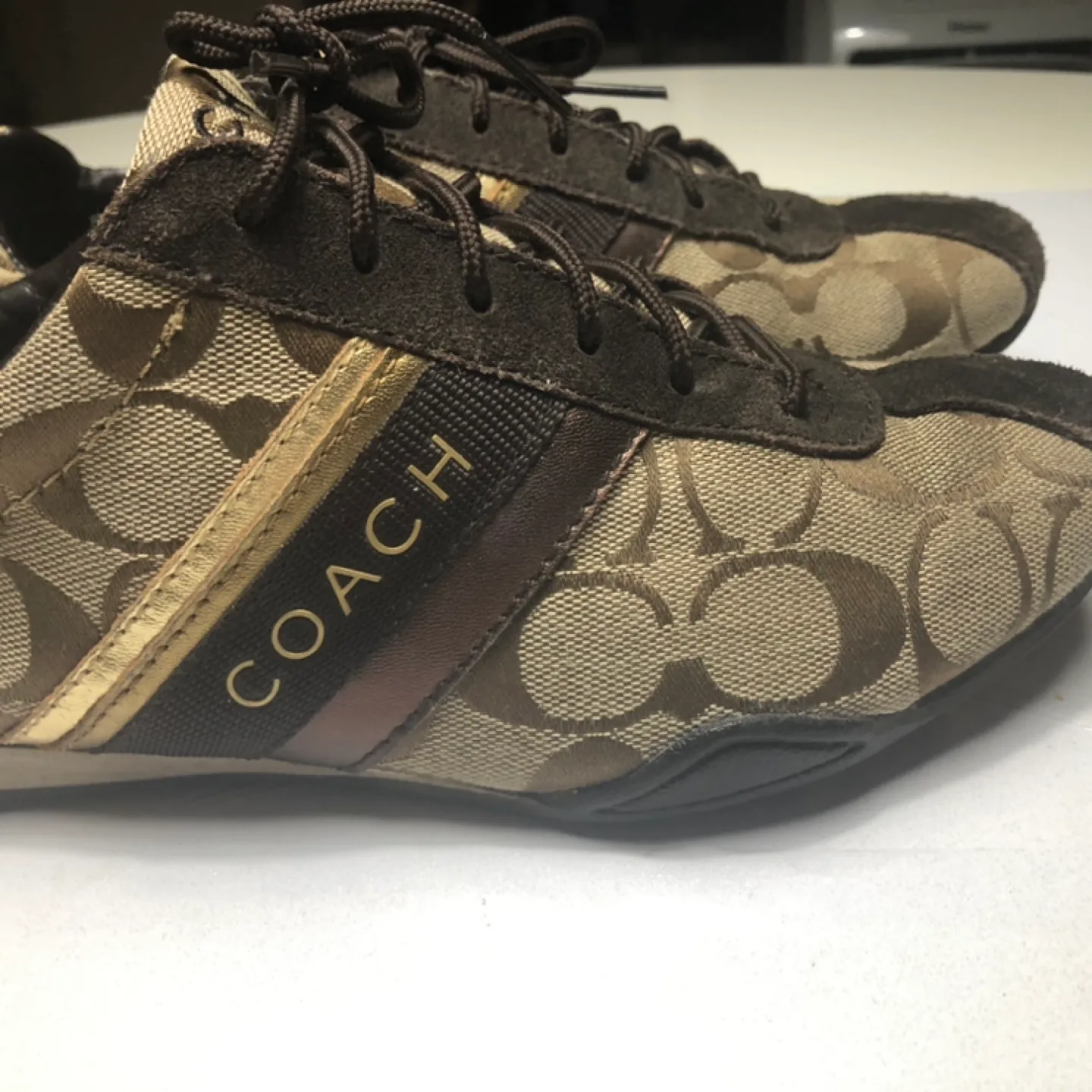 Coach Women's Jayme Sneakers Size 8.5 image indicator(7)