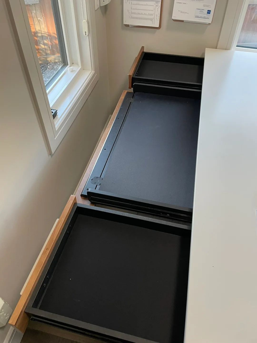 Format 6301 Desk - Natural Walnut image indicator(2)