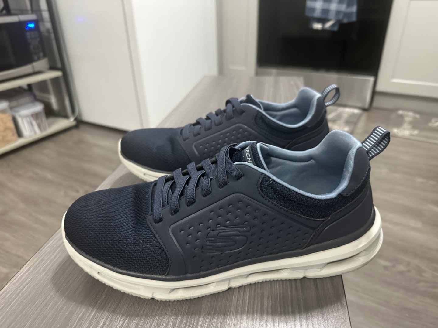 Skechers Navy Blue Walking Shoes - Size 7