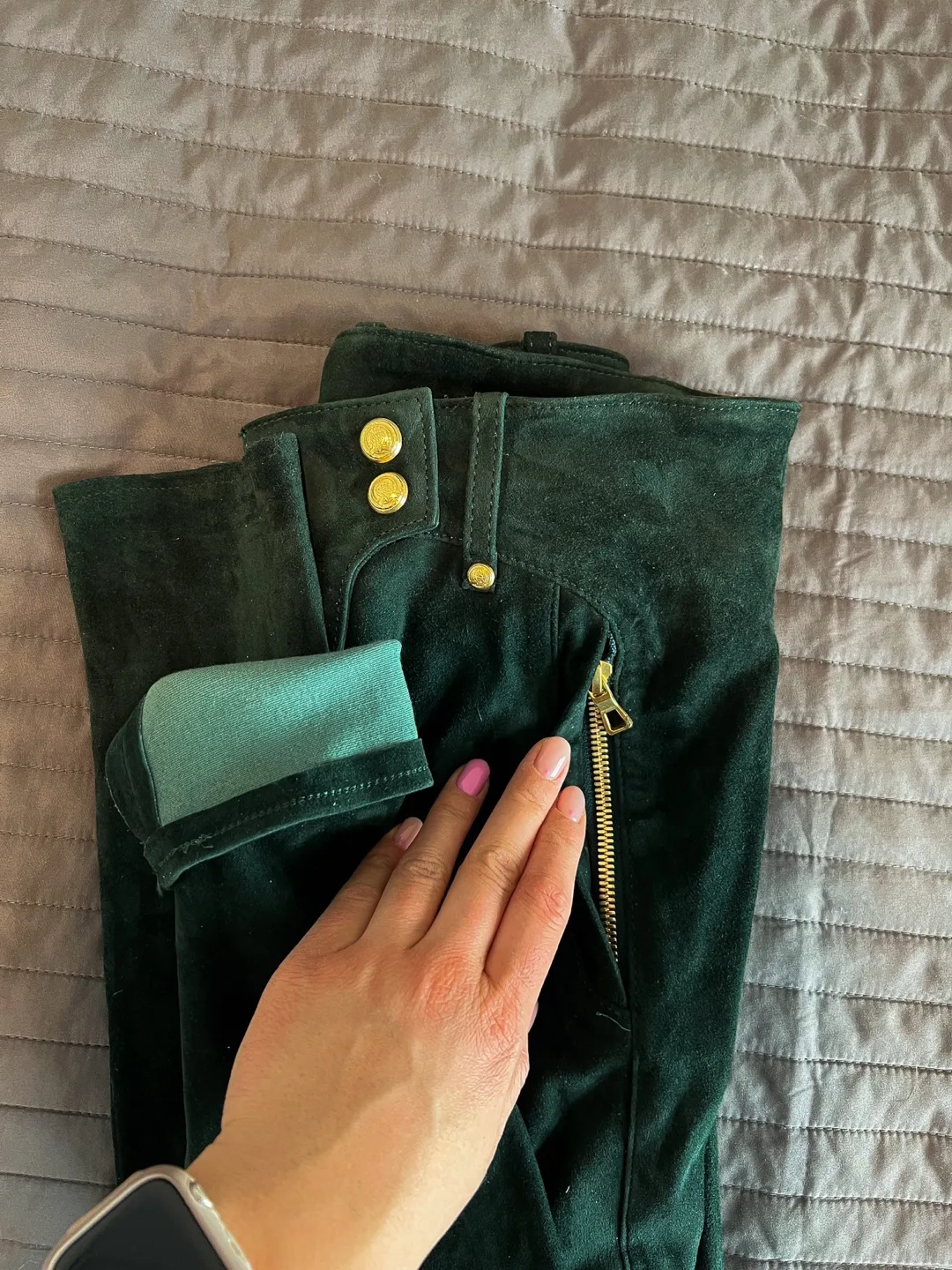 RARE Balmain X H&M green Suede Biker Pants Size US2 EUR 32 image indicator(9)