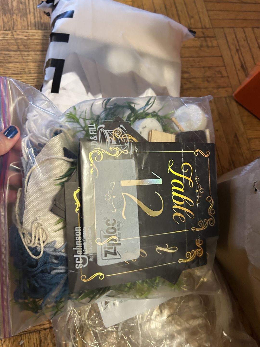 Free random stuff for birthday decorations - photo 3