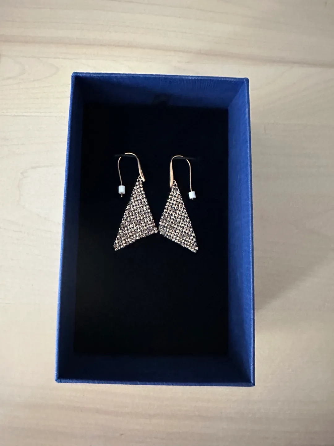 Swarovski Triangle Earrings image indicator(2)