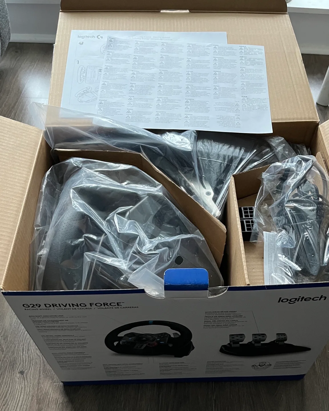 Logitech G29 Driving Force Racing Wheel image indicator(3)