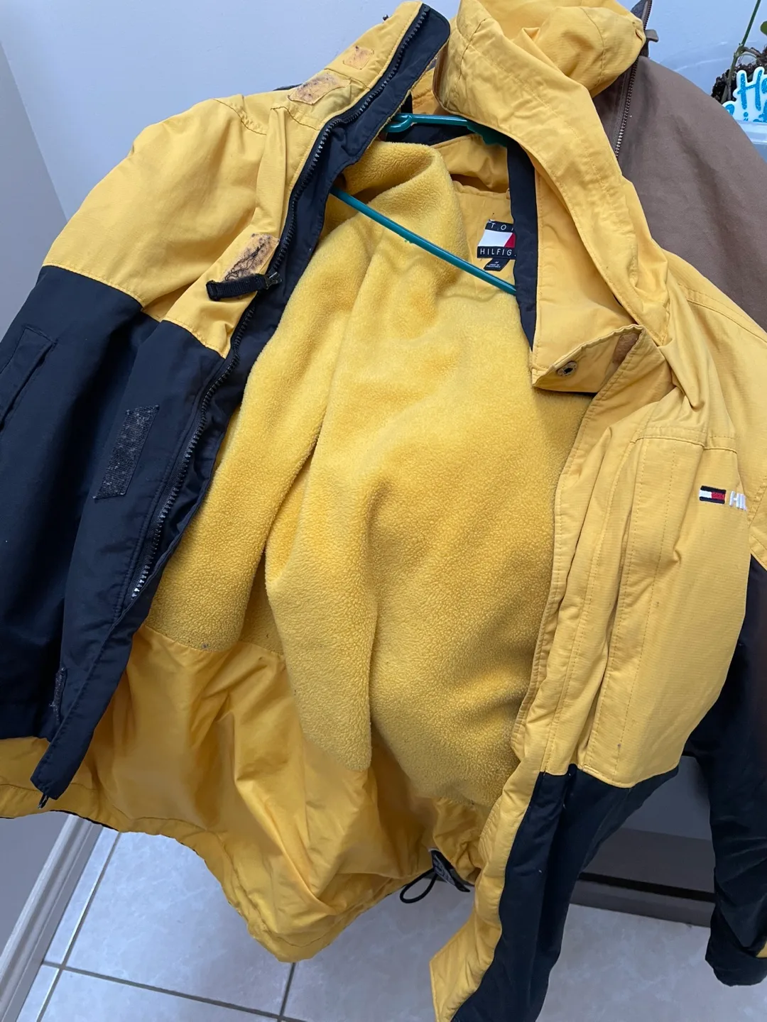 Jackets for free( pls take both) image indicator(3)