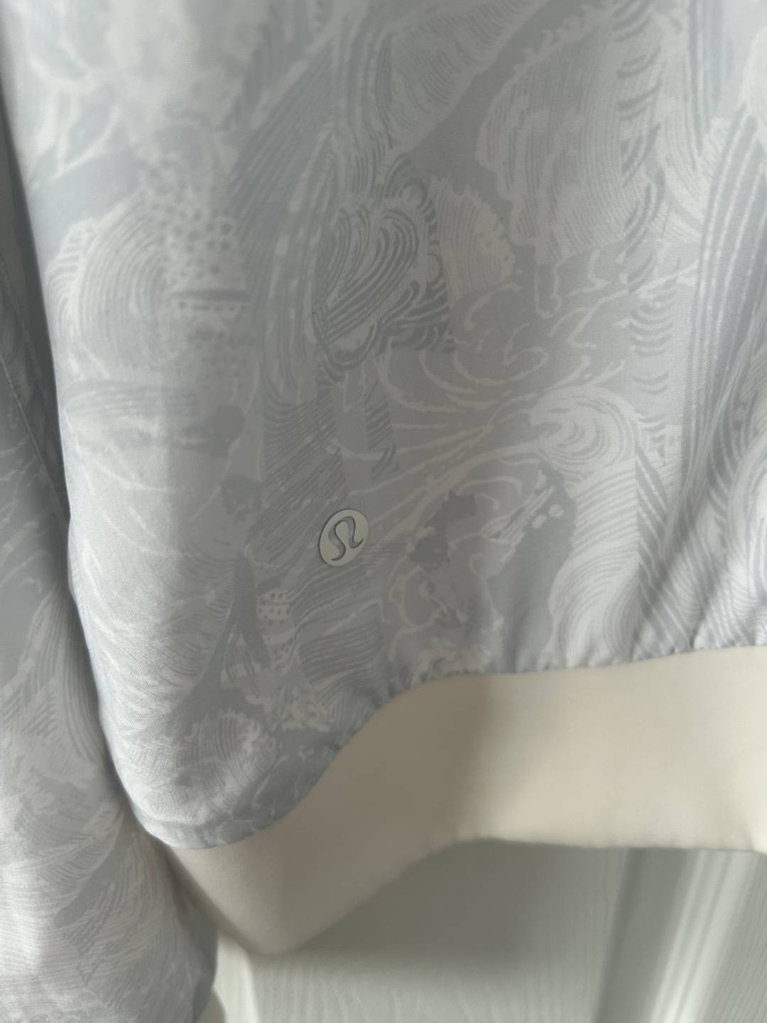 Lululemon Bomb Around Jacket White/Wave Print - photo 3