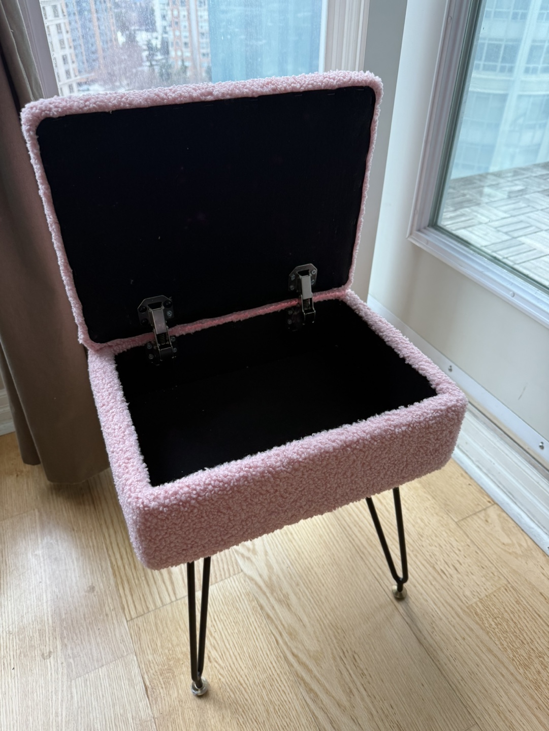 Pink Fuzzy Storage Ottoman - photo 3