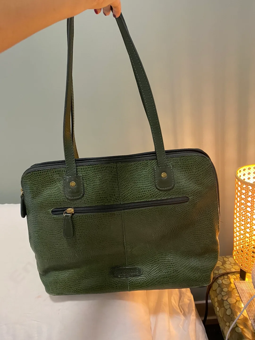 Gorgeous Green Leather Handbag image indicator(10)