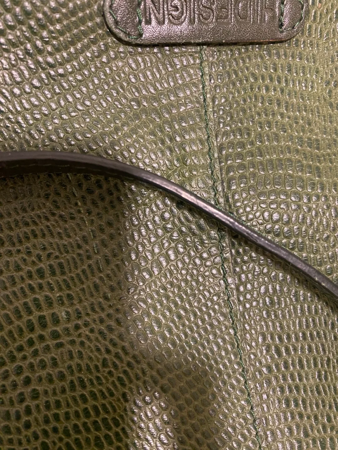 Gorgeous Green Leather Handbag image indicator(2)