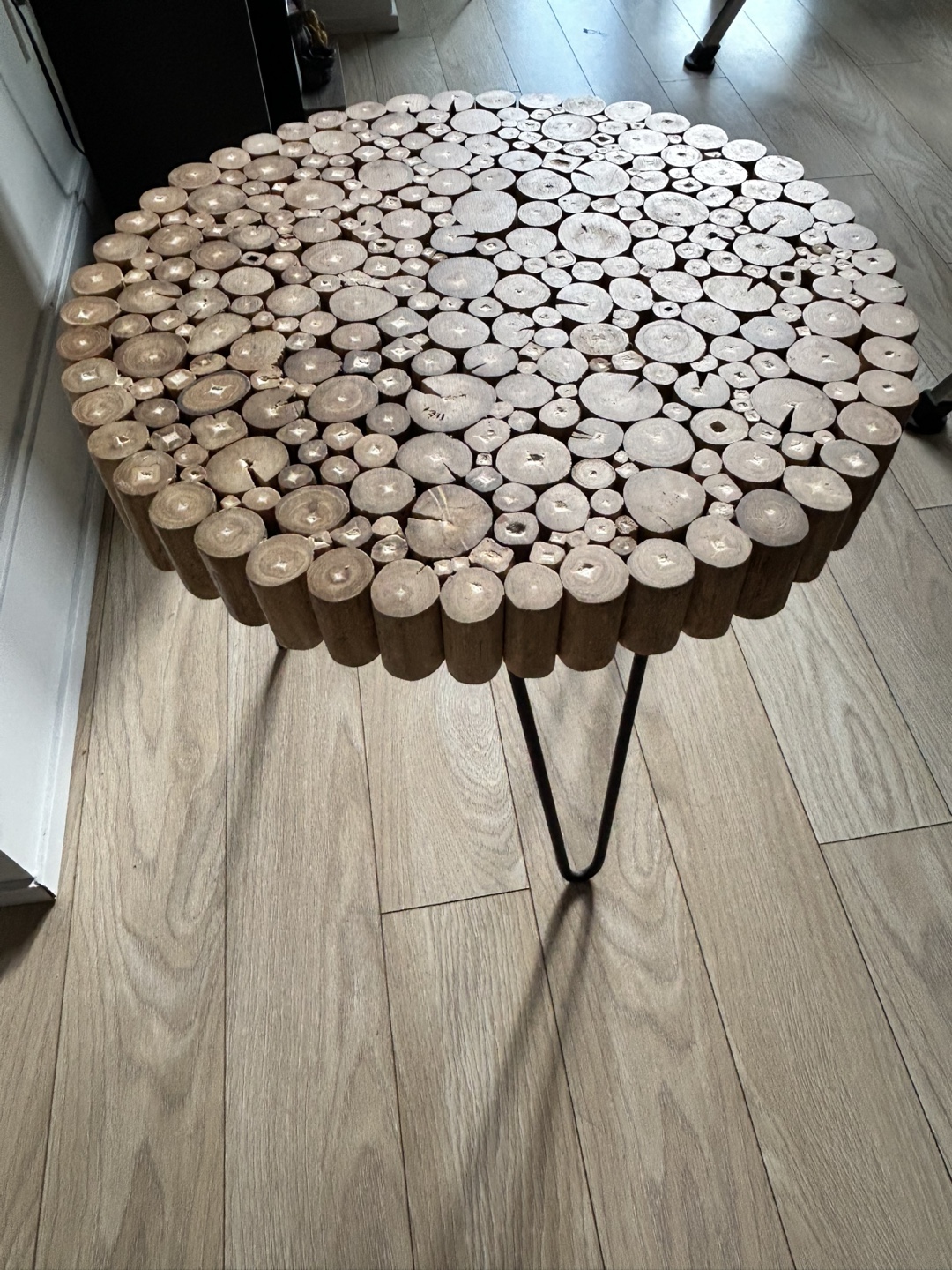 Unique Round Wooden Coffee Table with Hairpin Legs