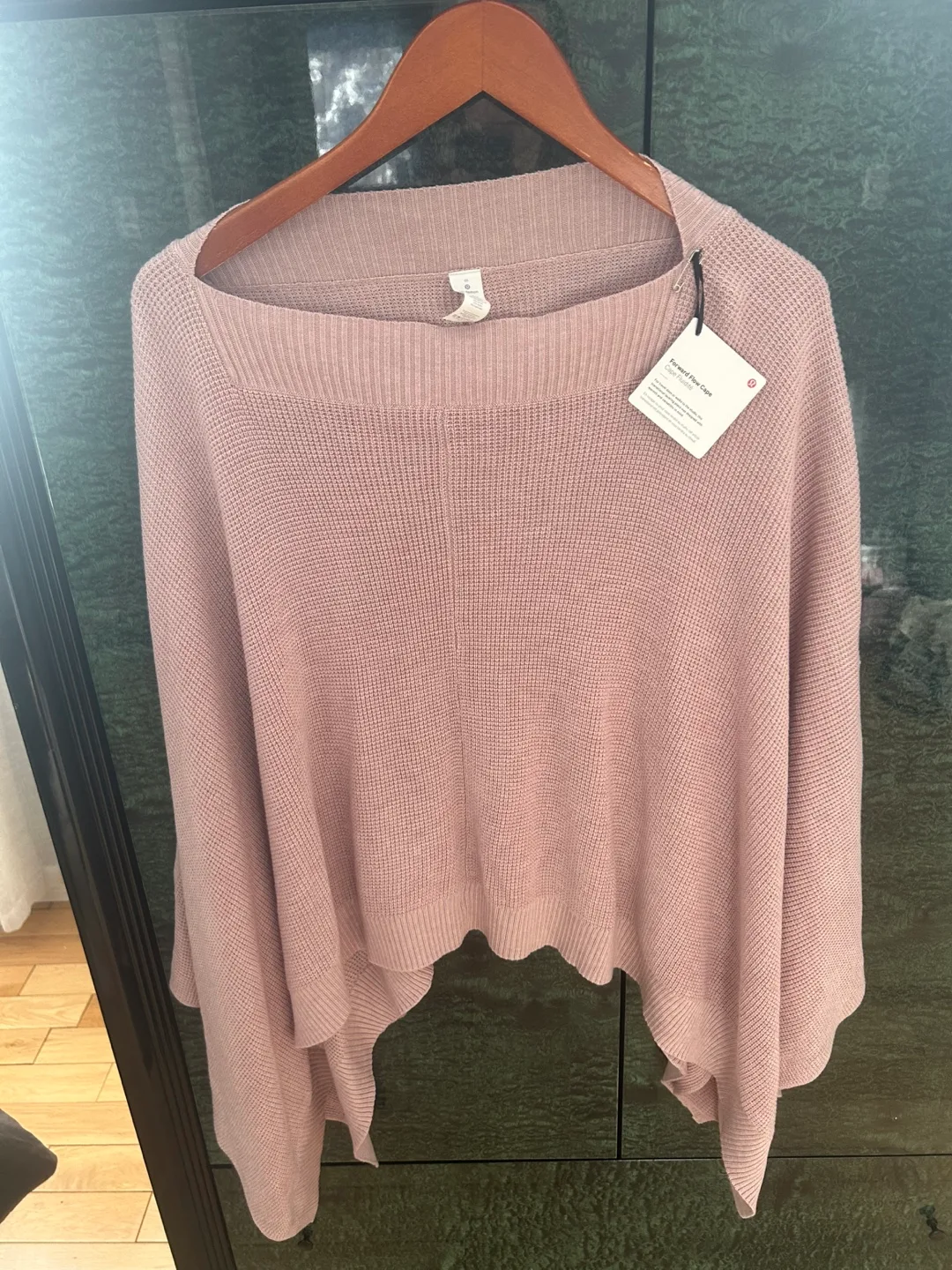 Lululemon Forward Flow Cape - Pink - One Size image indicator(2)