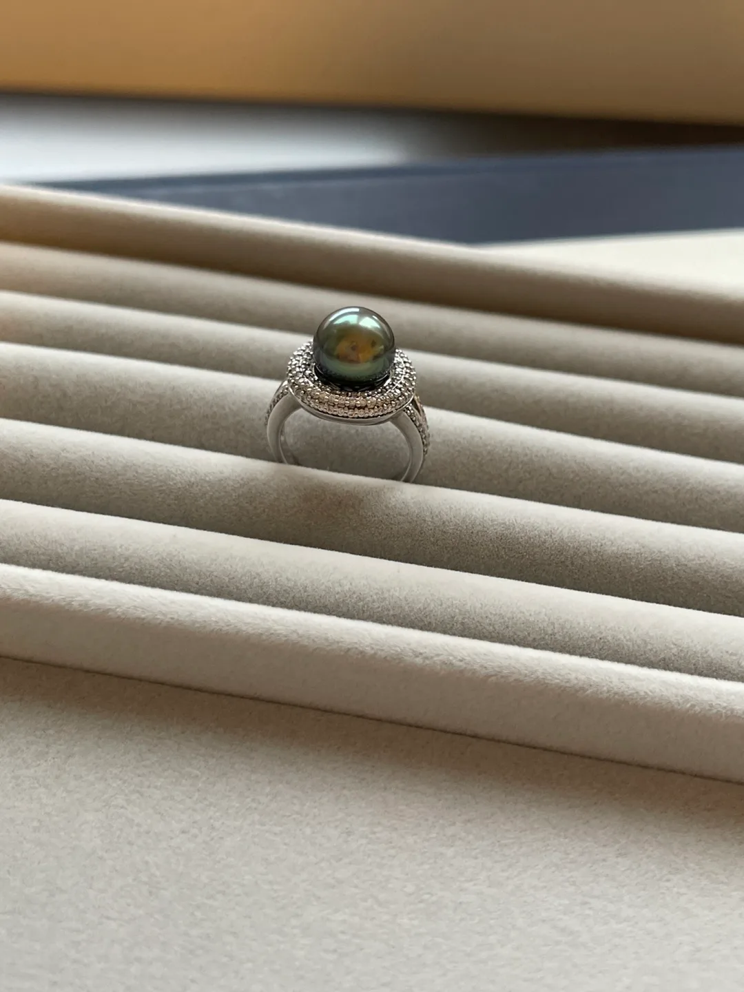 Elegant Tahitian Black Pearl CZ Silver Ring 🏈 image indicator(2)