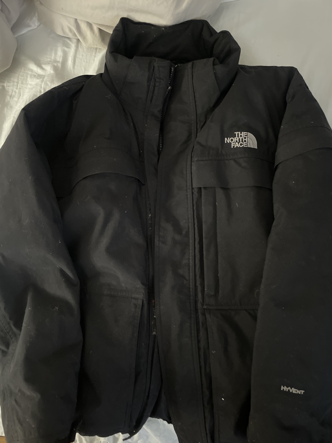 The North Face HyVent Men's L/G Black Jacket