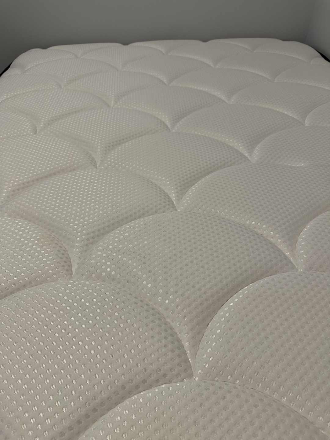 DreamCloud full  Mattress only - photo 3