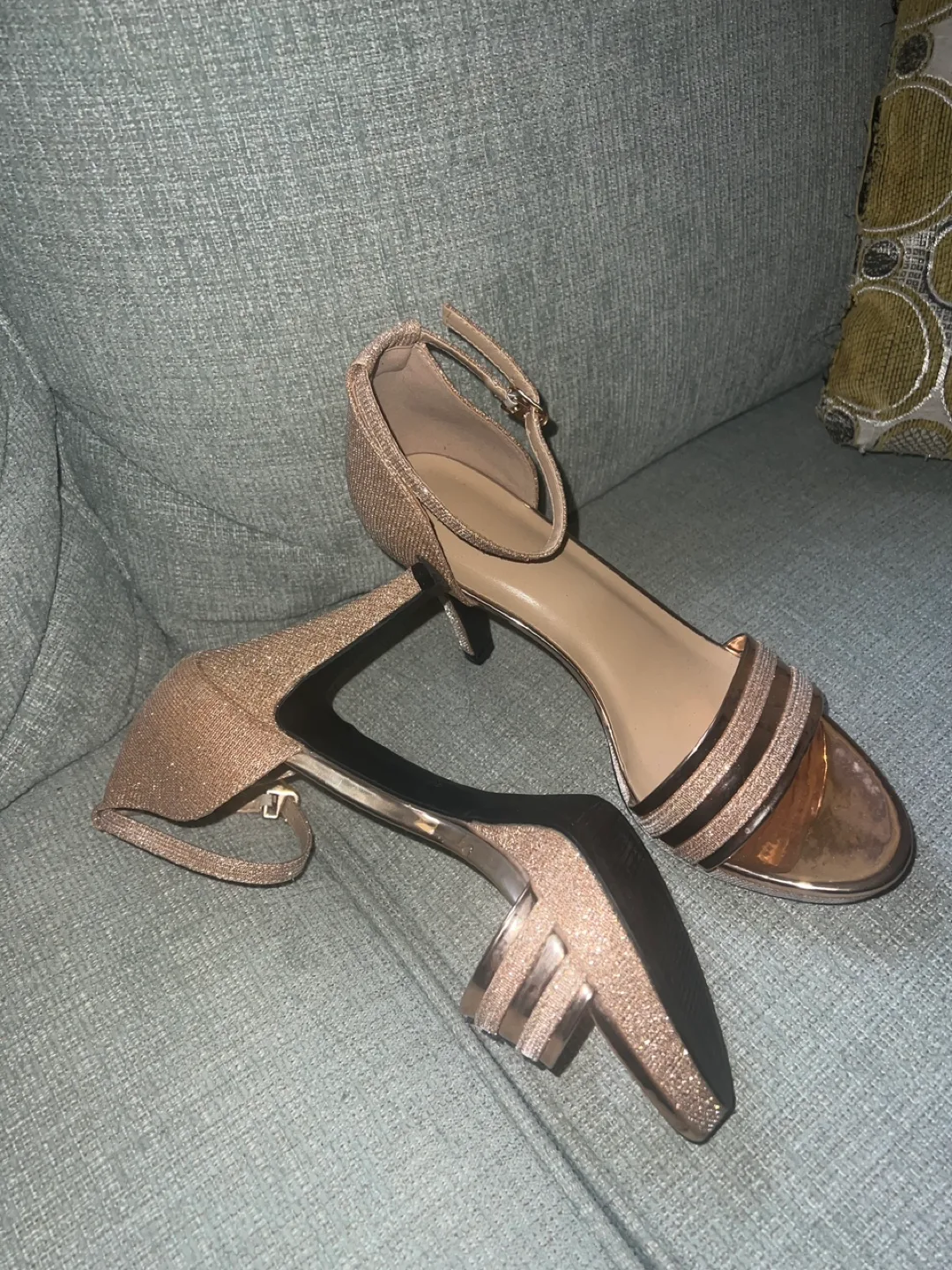 🏈Rose Gold Glitter Heels. image indicator(4)