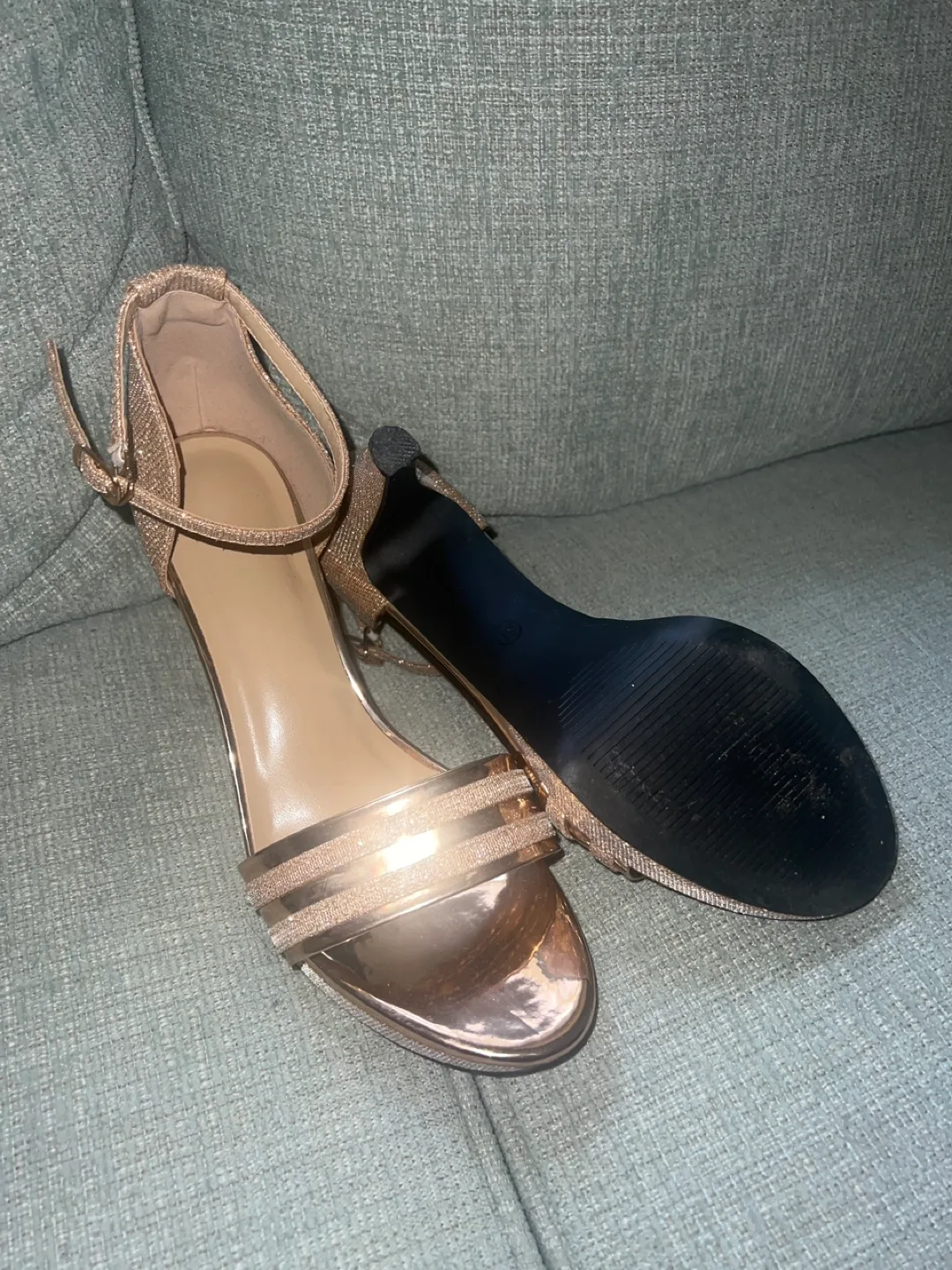 🏈Rose Gold Glitter Heels. image indicator(3)