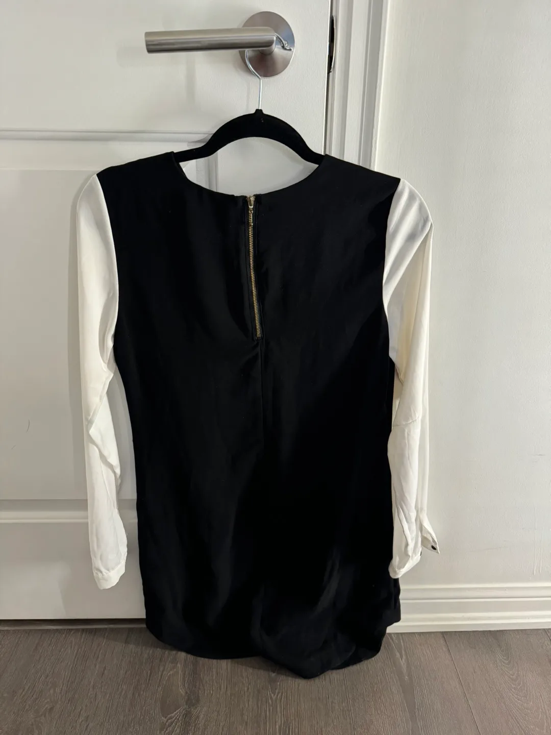 Black and White Knee Length Dress image indicator(3)