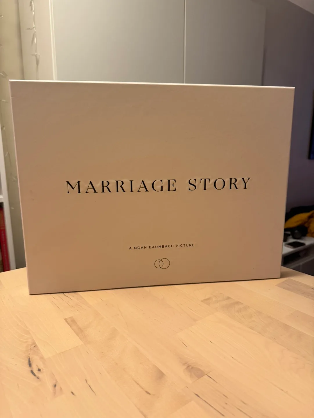 📕 Marriage Story Book Set • Adam Driver • Scarlett Johansson image indicator(4)