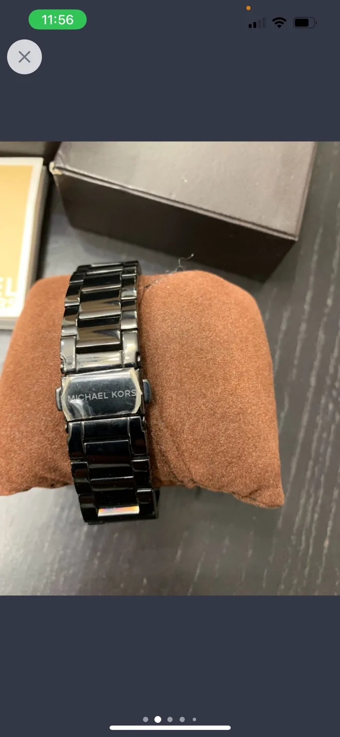 Michael Kors MK5879 Black Crystal Watch image indicator(2)