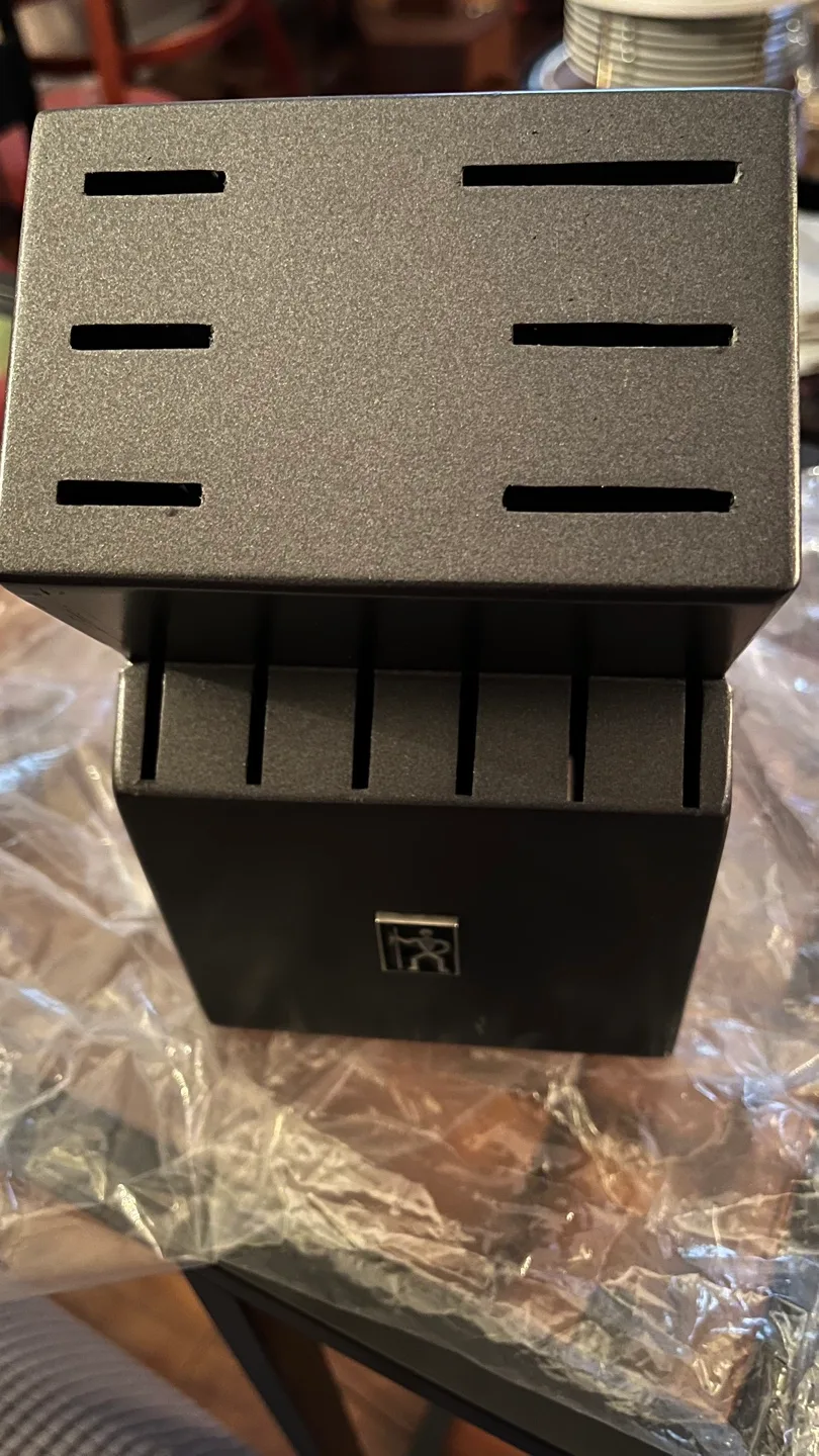 New!  Henckels Knife Block image indicator(2)