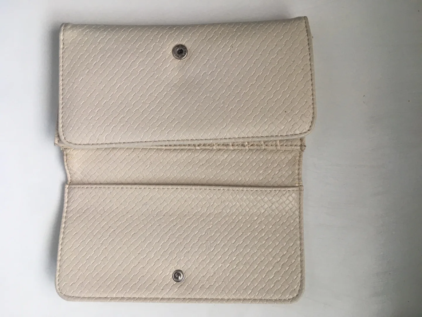 🏈 Call It Spring White Eggshell Cream Soft Wallet Women’s image indicator(5)