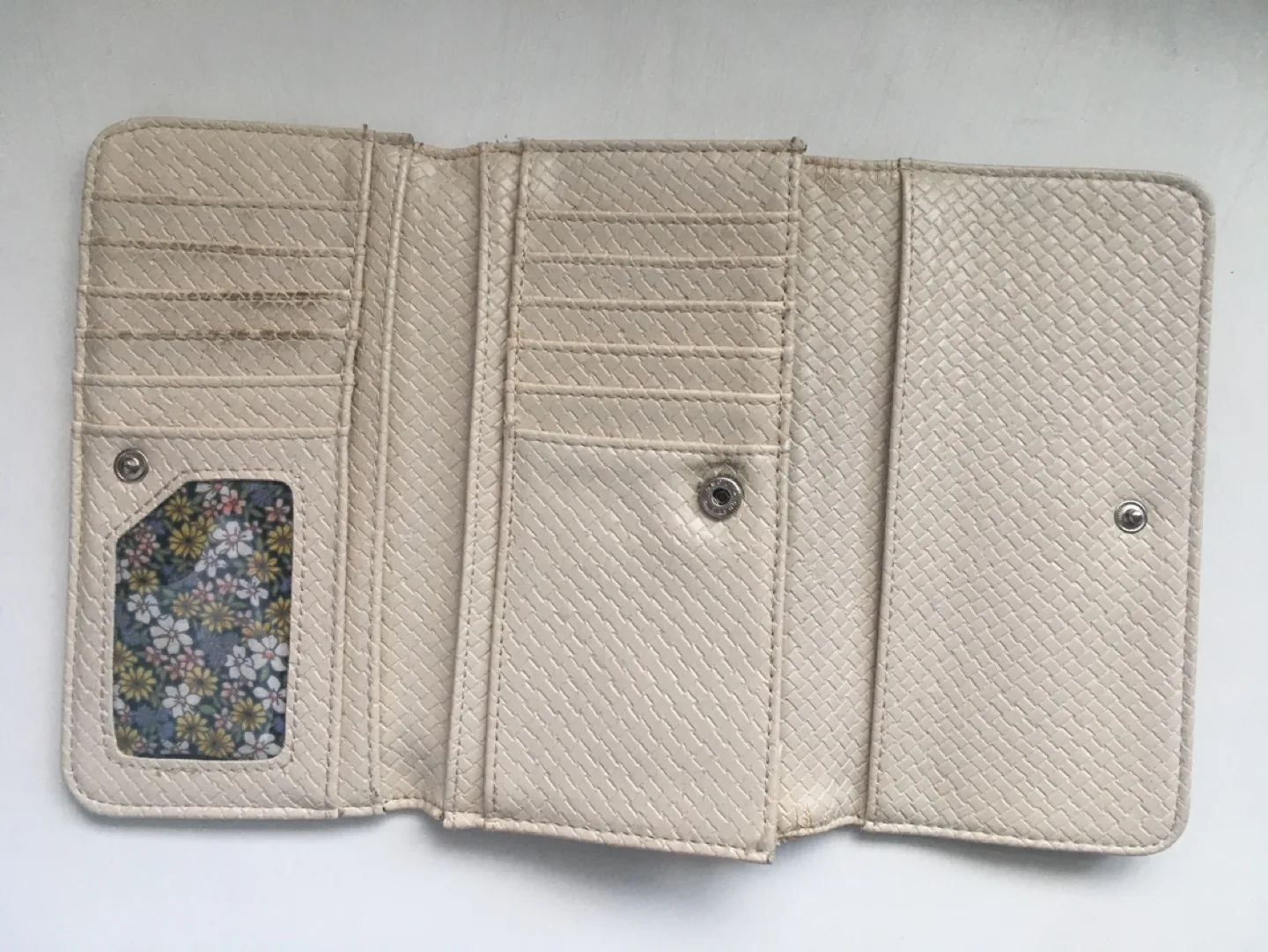 🏈 Call It Spring White Eggshell Cream Soft Wallet Women’s image indicator(4)