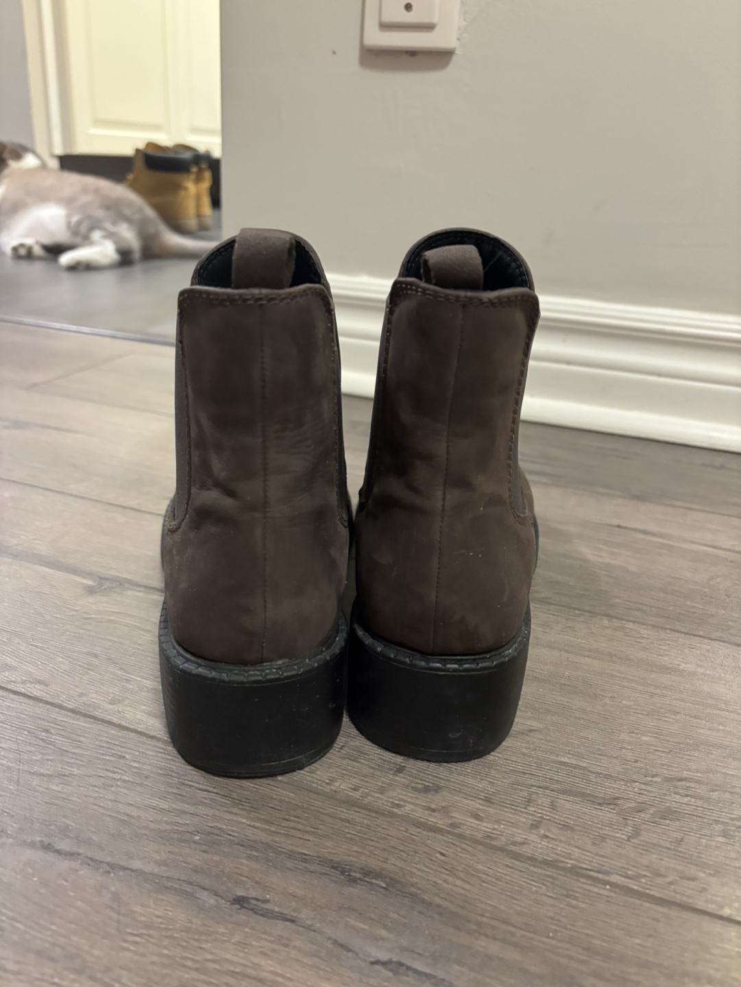 Women's Brown ALDO Chelsea Boots - Size 8.5 - photo 3