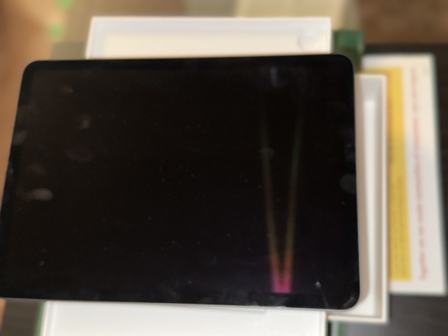 iPad Air 4th generation with cracked screen - photo 4