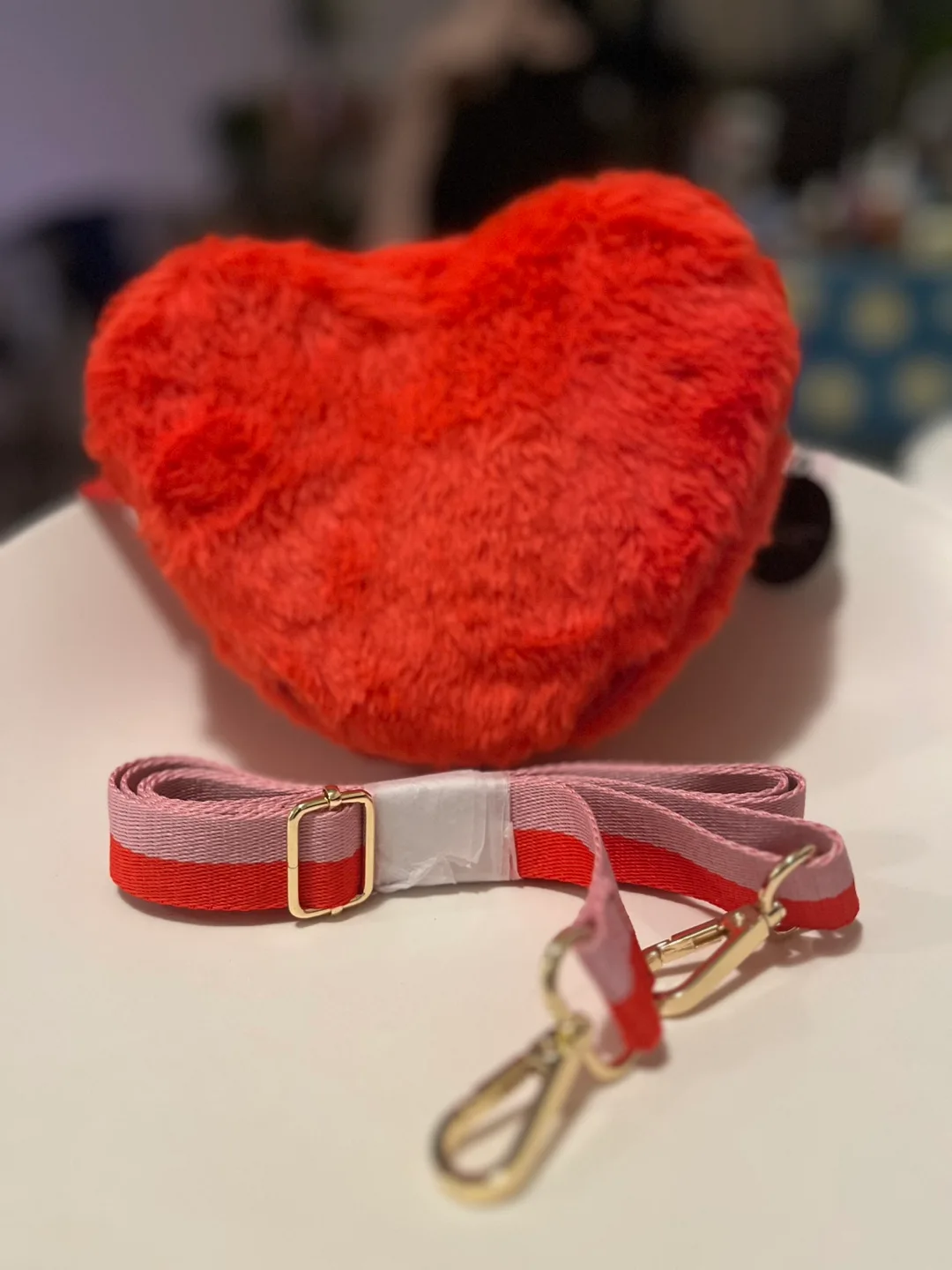 Emily in Paris Heart-Shaped Fuzzy Bag image indicator(4)