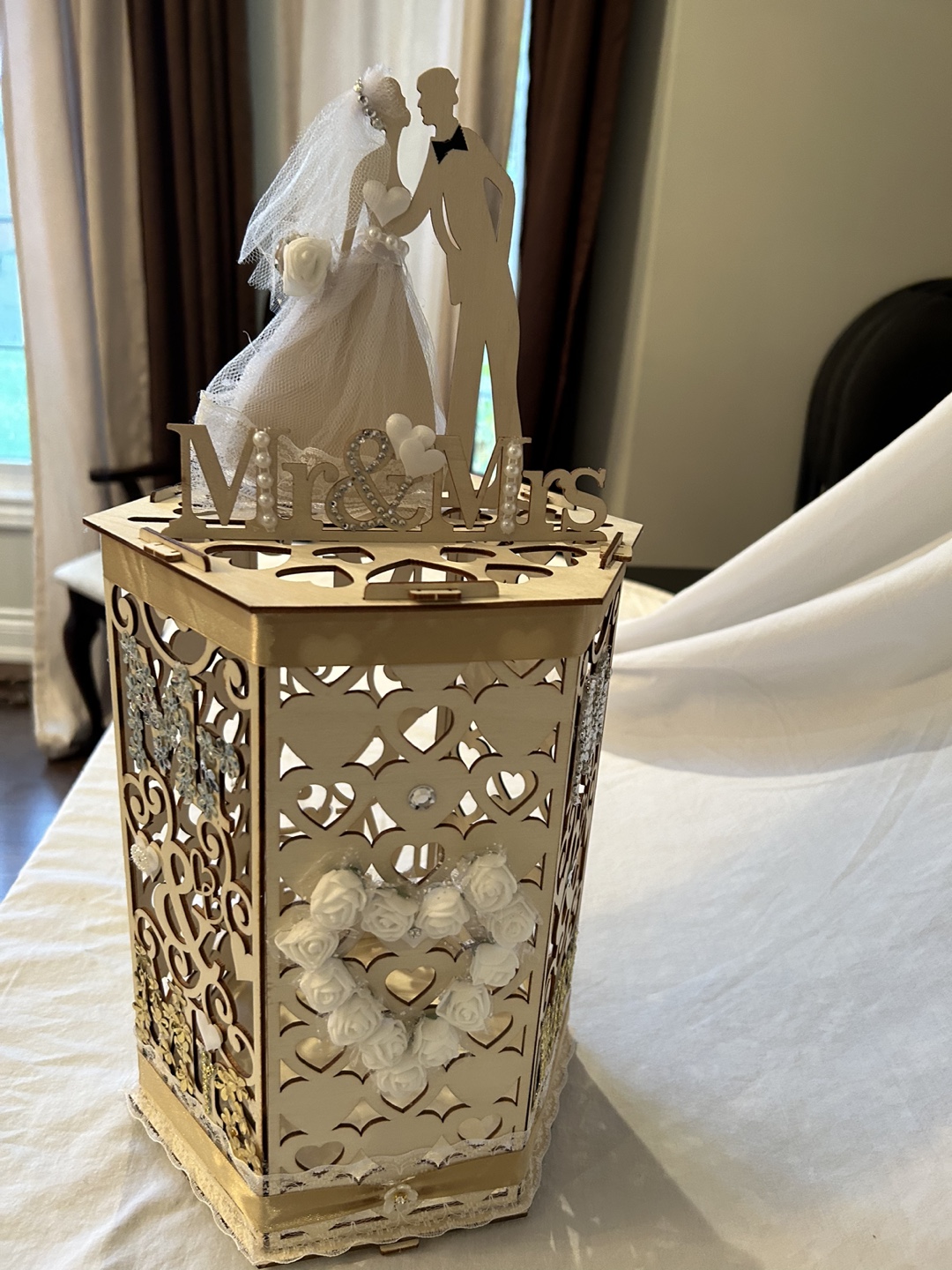 Wedding Card/money Box - Mr & Mrs