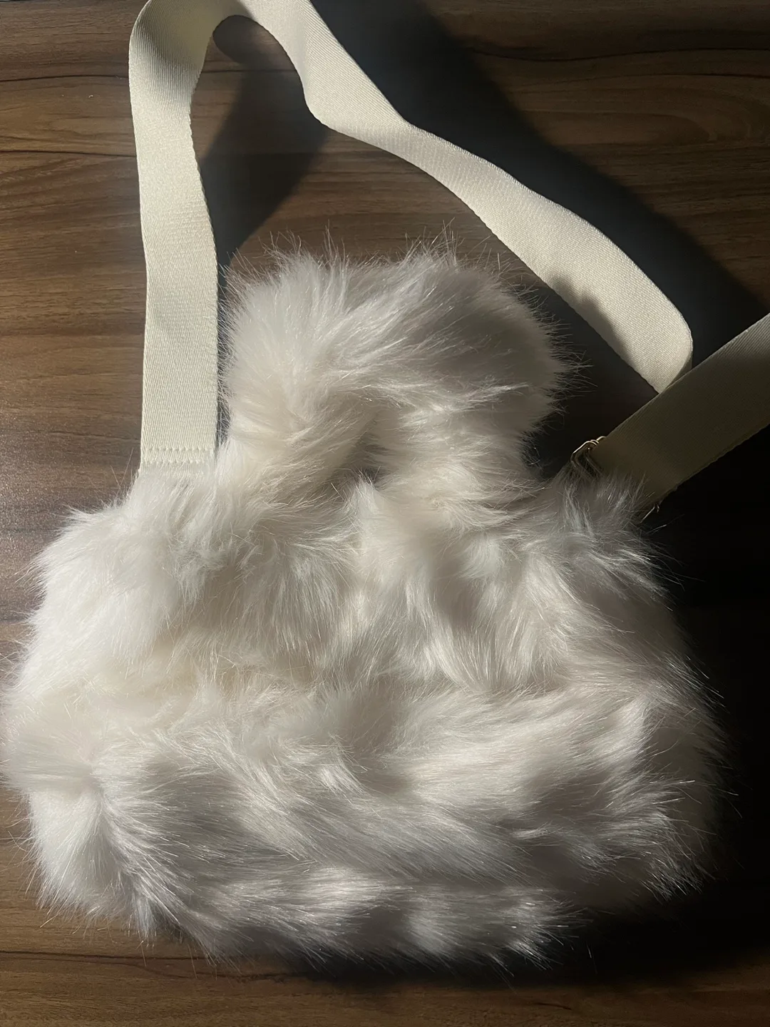 H&M Fluffy White Faux Fur Bag image indicator(2)