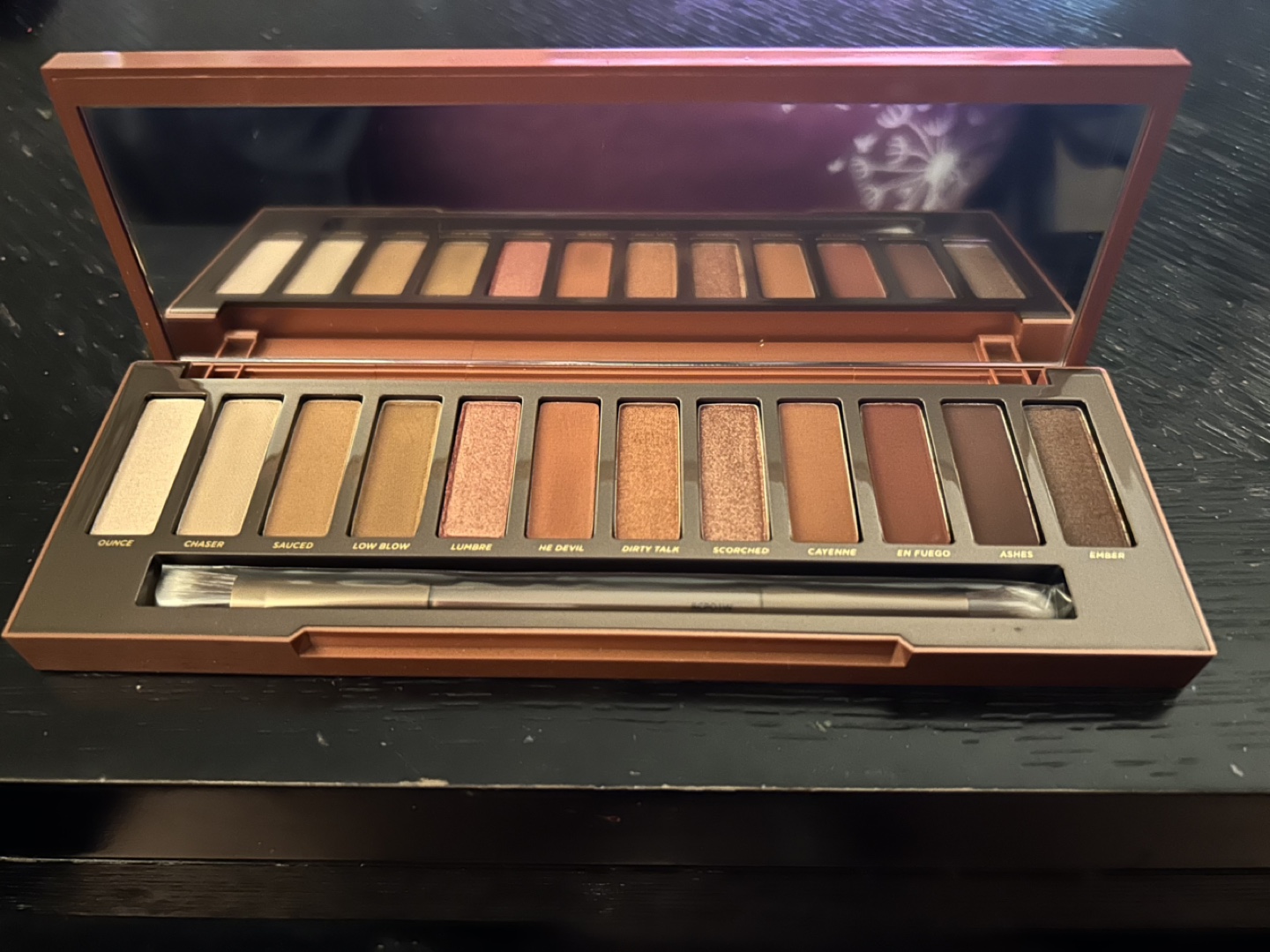 Urban Decay Naked Heat Eyeshadow Palette