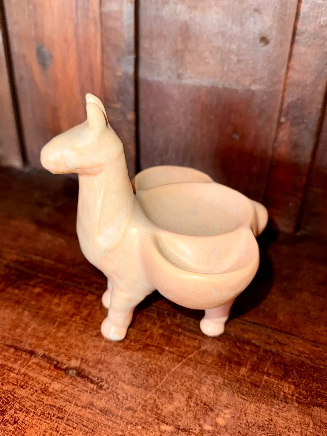 New Stoneware Statue Llama Décor, Cream image indicator(3)