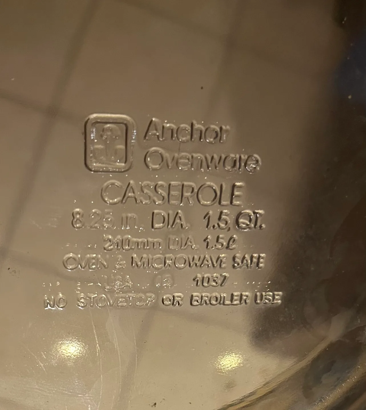 🏈 Vintage Glass Casserole Dish with Lid image indicator(2)