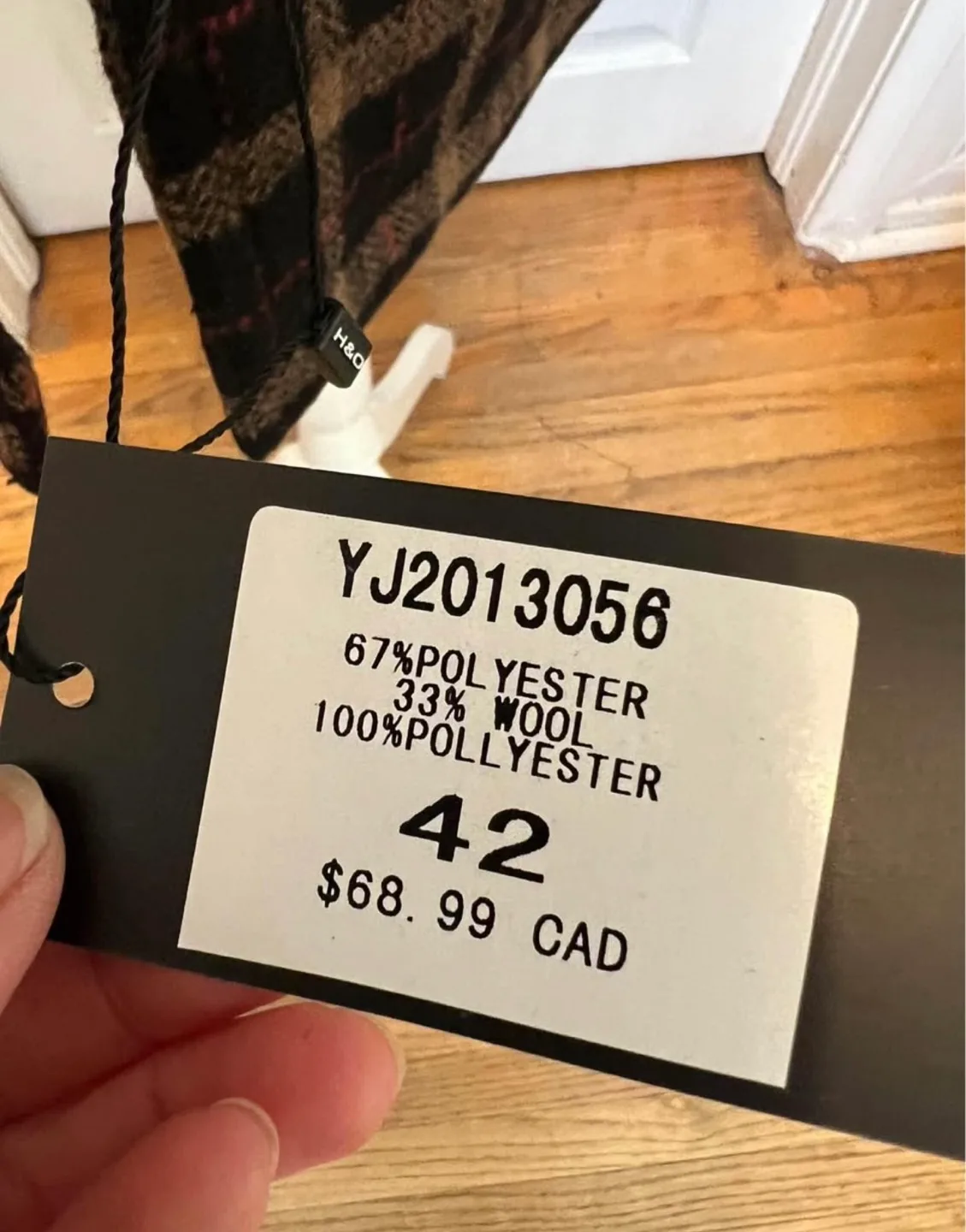 🏈 Women's H&C Brown Plaid Toggle Coat Size 42 image indicator(5)