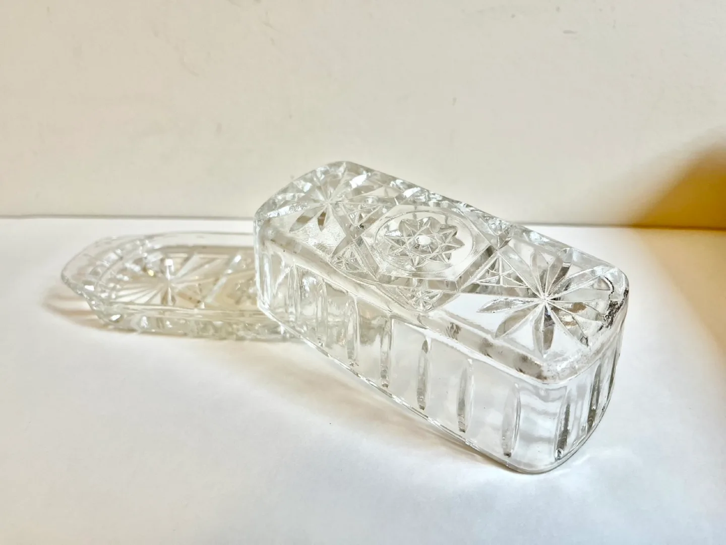 Glass Butter Dish with Lid (New) image indicator(2)